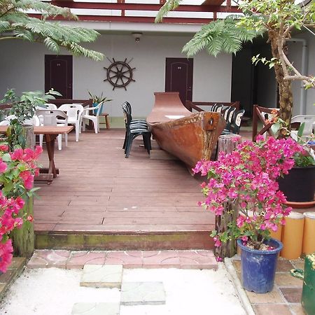 Patio House Reef Zamami Bagian luar foto